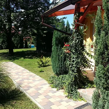 Borostyan Vendeghaz * Kőszeg