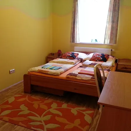 Appartamento Borostyán *